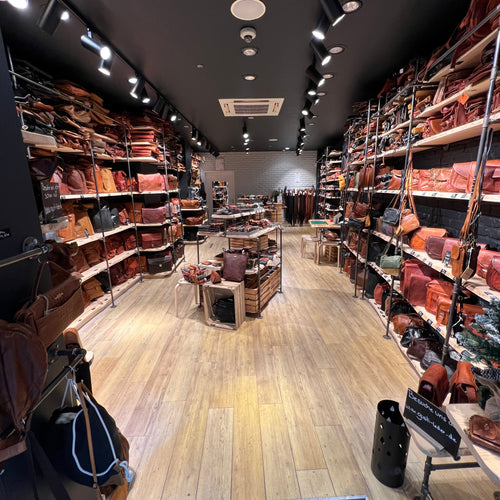 店内クラフトコーナー